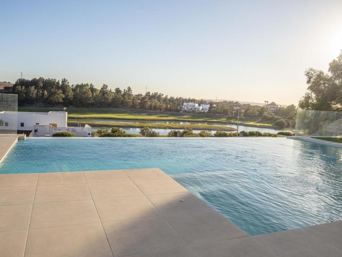 Lightbooking Jerez Montecastillo جيريز المظهر الخارجي الصورة