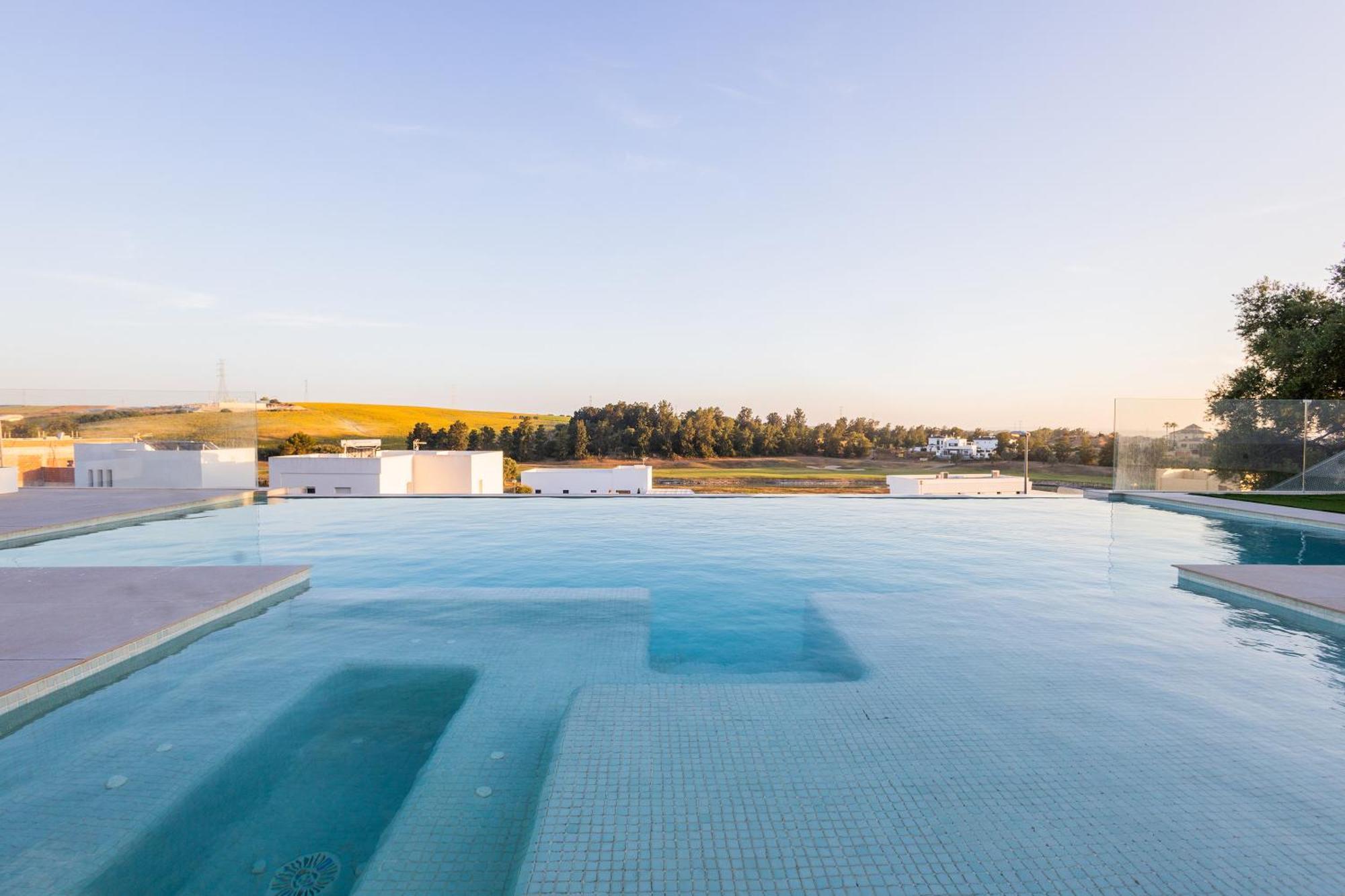 Lightbooking Jerez Montecastillo جيريز المظهر الخارجي الصورة