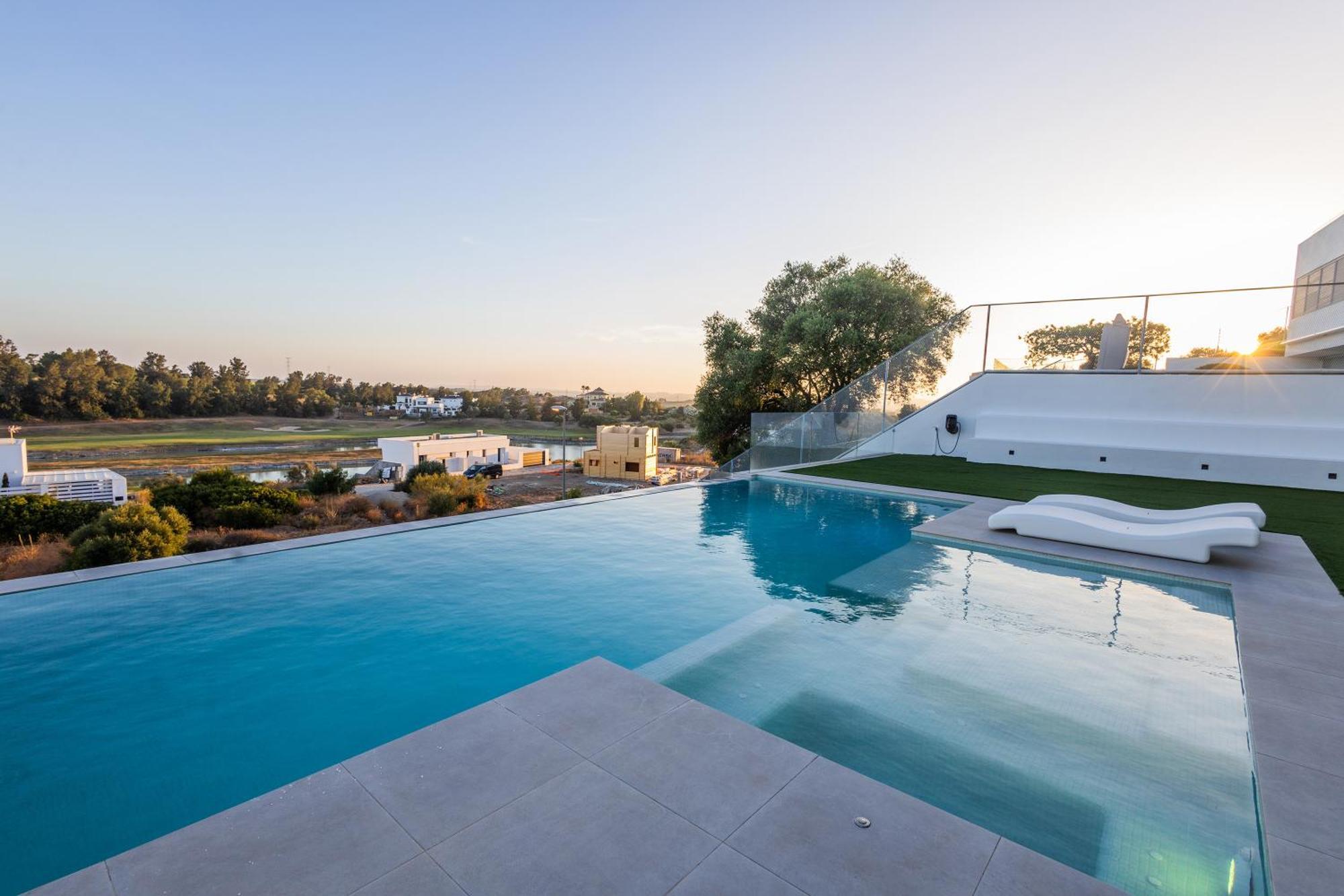Lightbooking Jerez Montecastillo جيريز المظهر الخارجي الصورة